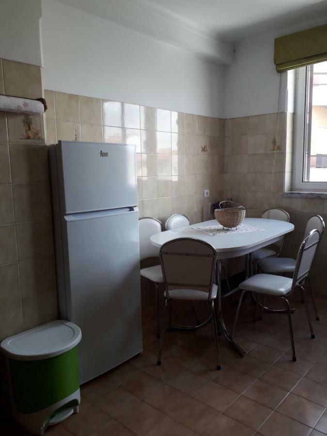 Apartamento 300 Metros Do Santuario De Fatima T4 Dış mekan fotoğraf
