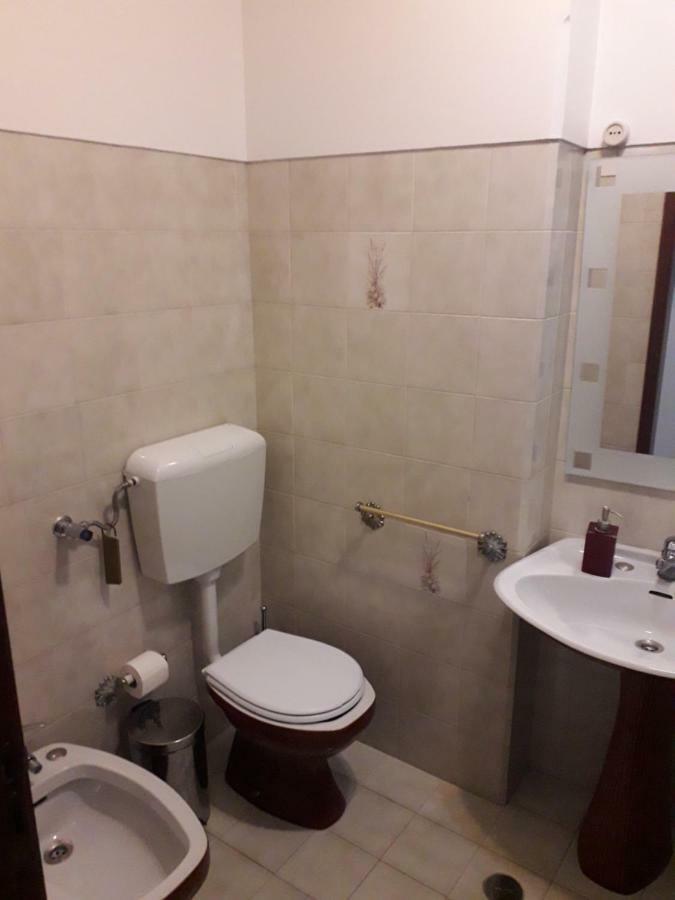 Apartamento 300 Metros Do Santuario De Fatima T4 Dış mekan fotoğraf